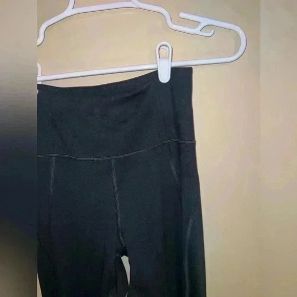 SOLD••GLYDER leggings small - Picture 5 of 9